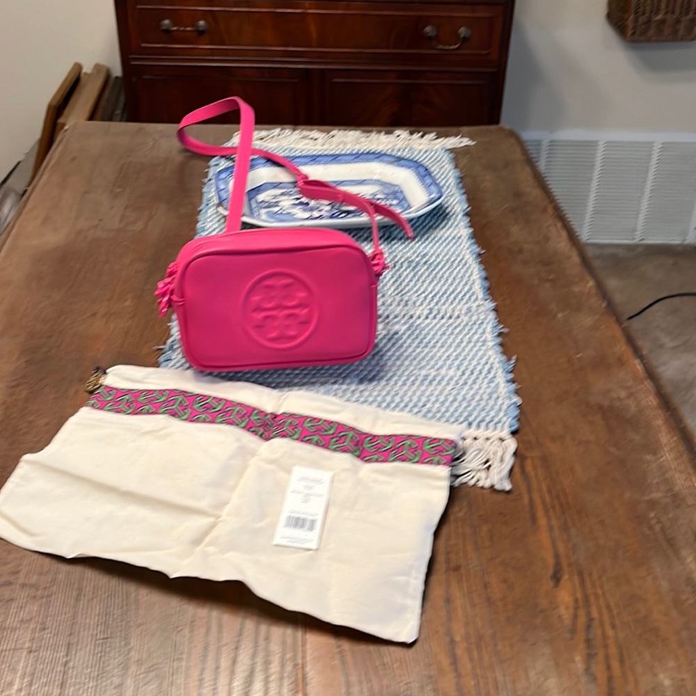 Tory Burch Bombe crossbody in matte leather